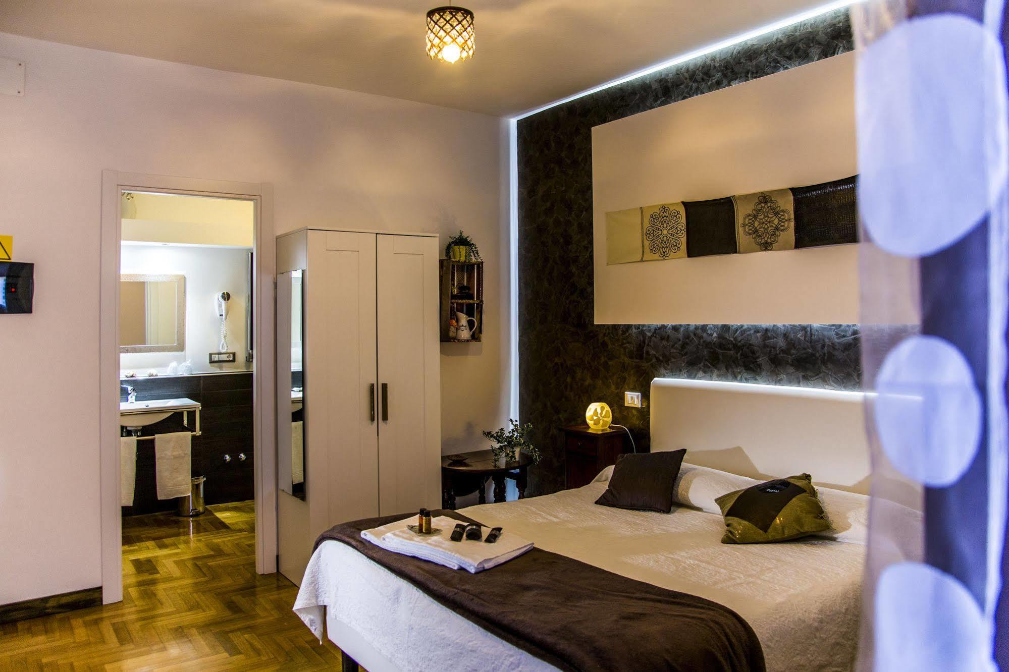Caroline Rooms Řím Exteriér fotografie